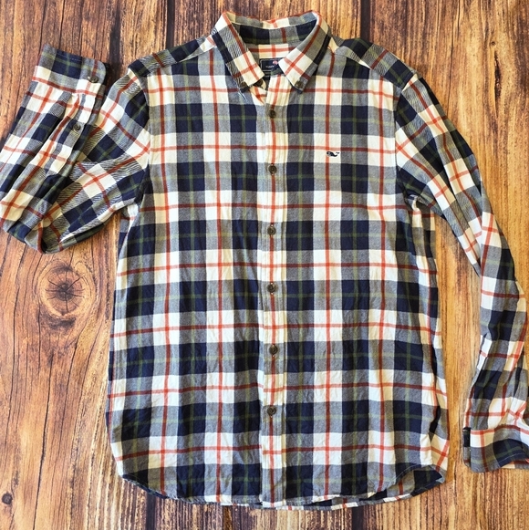 Vineyard Vines Other - Vineyard Vines Men's Size Medium Classic Fit Whale Shirt Plaid Cotton Button